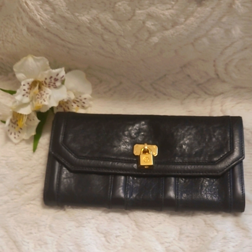 Elegant Black Leather Clutch